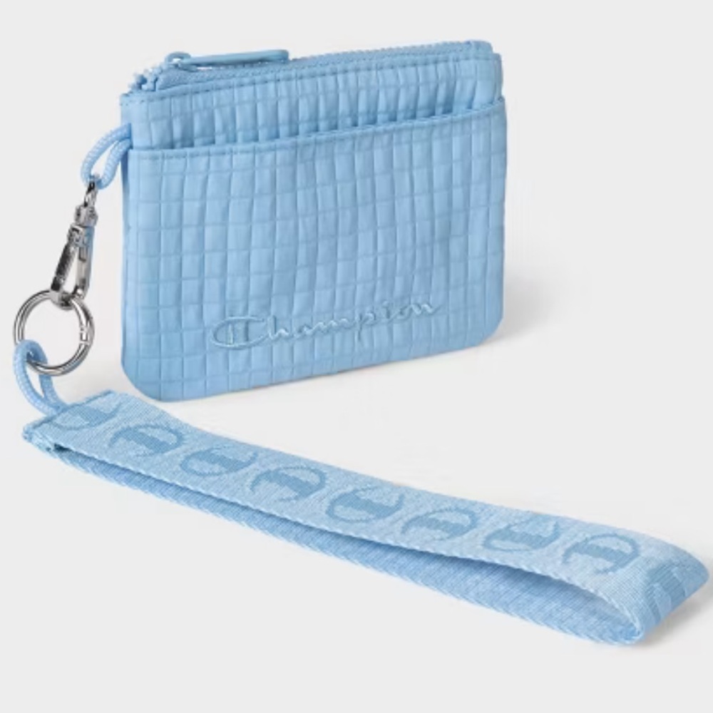 Champion Accessory Set - Picture 5 of 6
